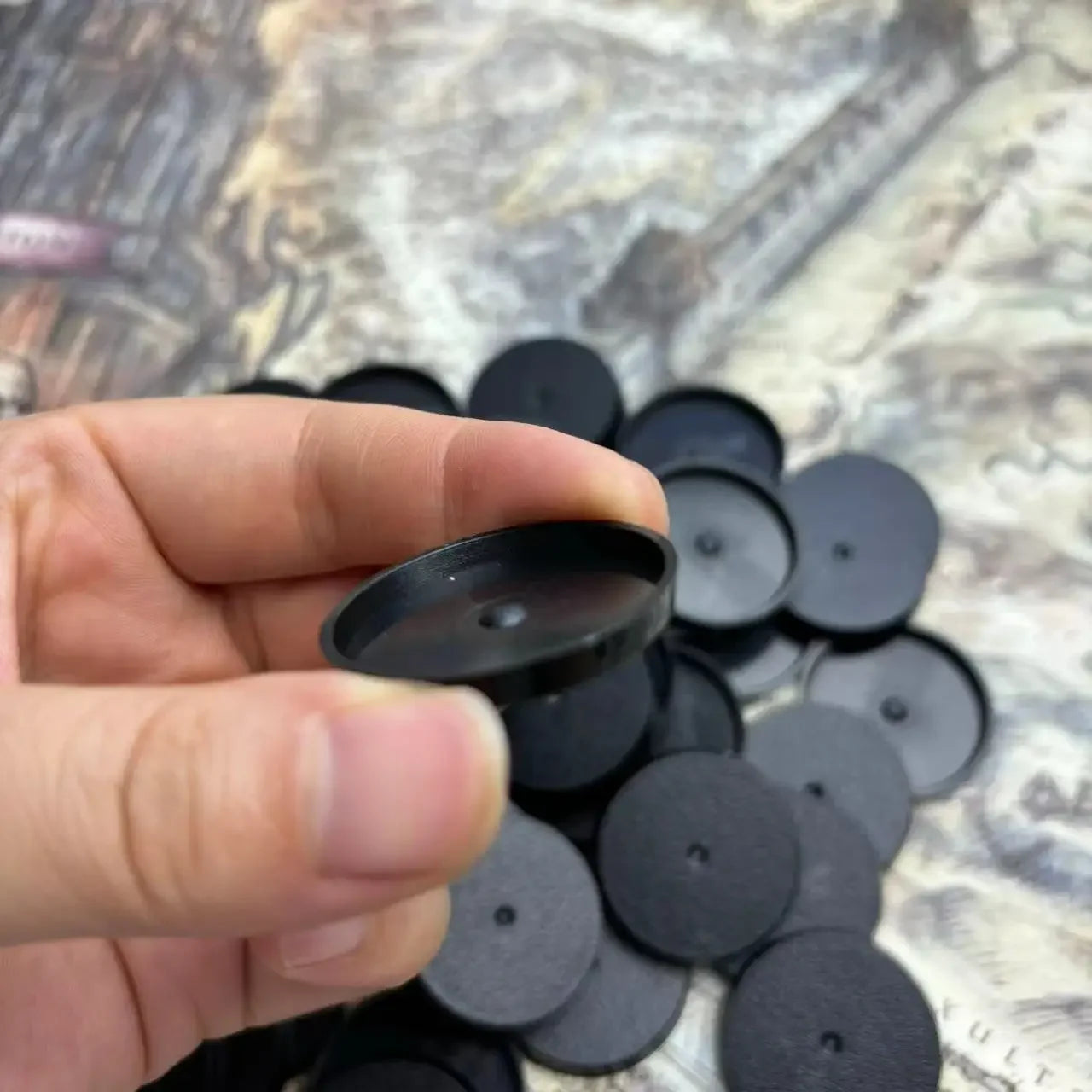 32mm Plastic Round bases for Miniatures
