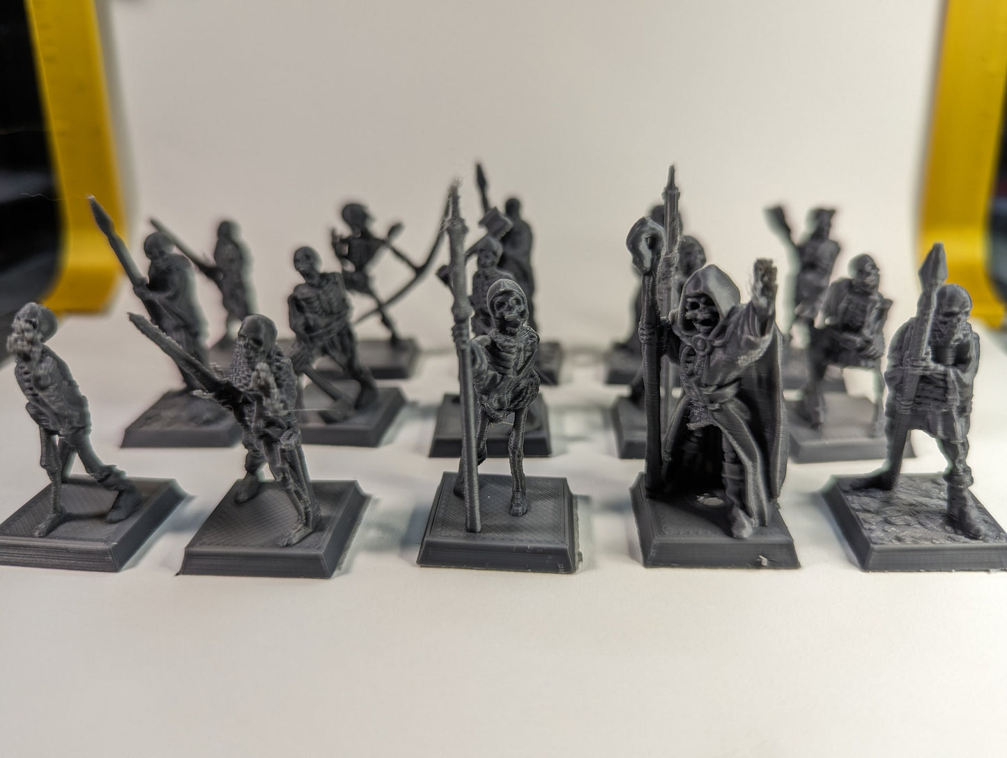 8x Skeleton Miniatures - Safe PLA Plastic 3d printed skeletons by Brite minis. Great for RPG and wargames 28mm