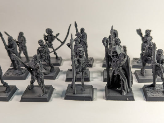 8 Skeleton Miniatures - Safe PLA Skeletons