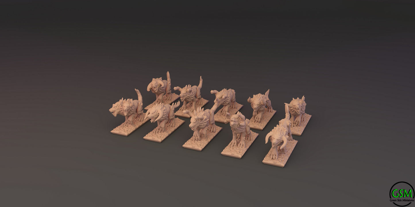 Beastmen 10mm Resin Wargaming Miniatures - Chaos Hounds - For tabletop and war games - Greenskin Miniatures